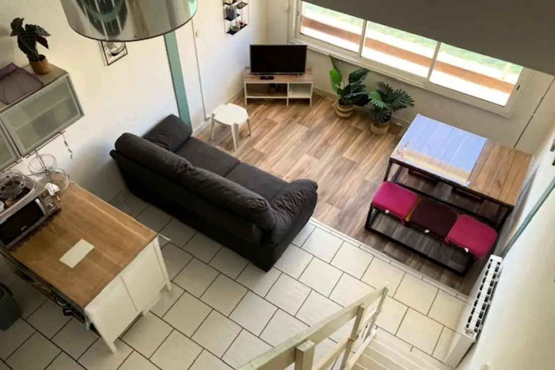 Duplex apartman a kikötőre néző 50 m-re a strandoktól