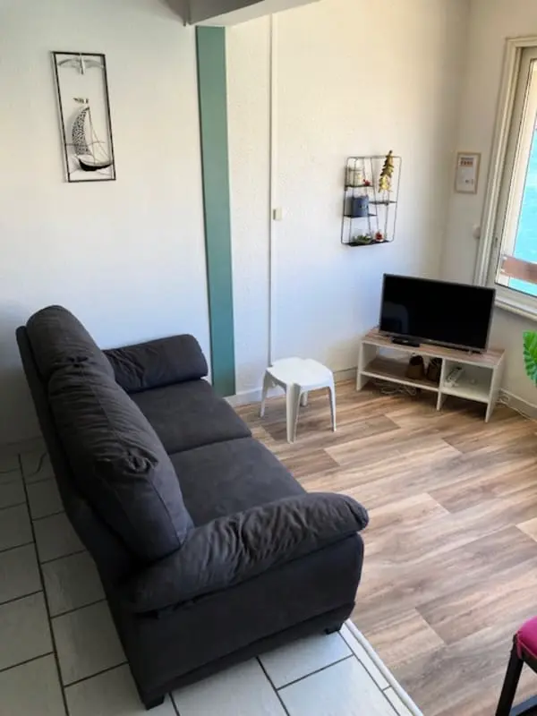 Duplex apartman a kikötőre néző 50 m-re a strandoktól