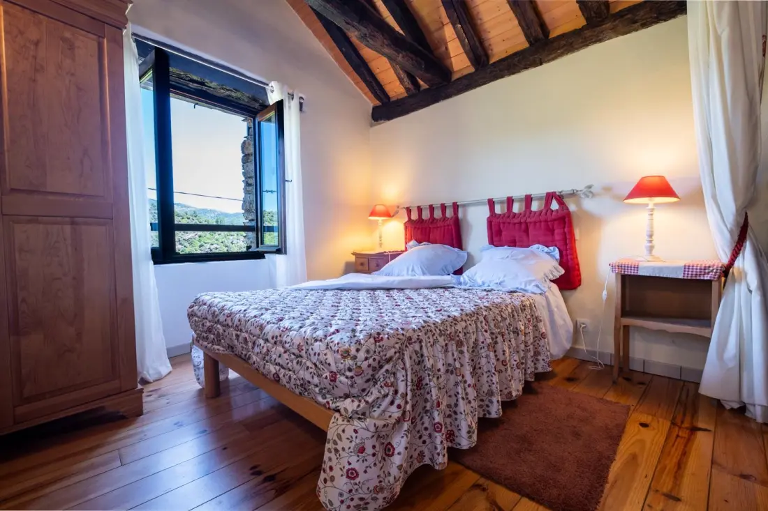 Gîte de France Reithaus 2/4 Personen in Gabriac 2 Ohren