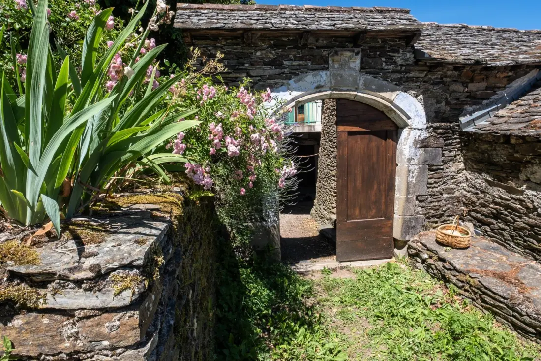 Gîte de France Reithaus 2/4 Personen in Gabriac 2 Ohren