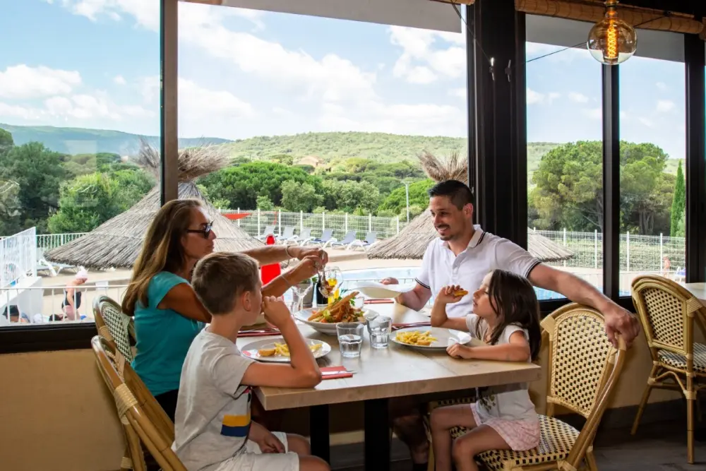 Camping Montana Parc - Gassin Golfe de St Tropez 4 Stelle★★★★