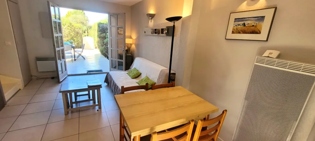 Nice Mazet En Duplex bij de ingang De Saint-tropez
