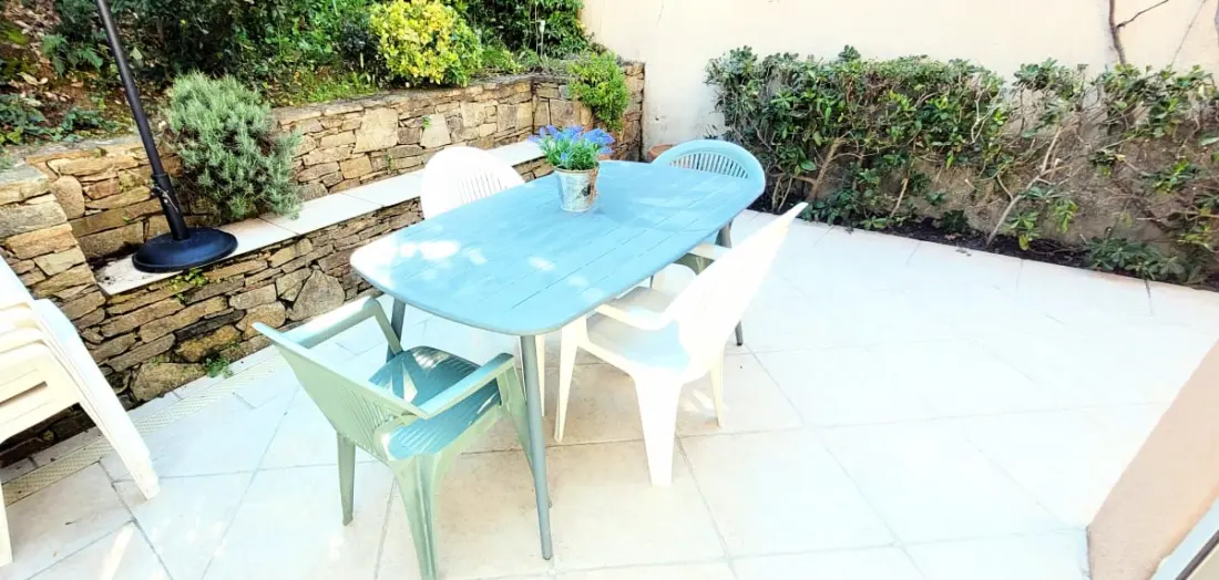 Nice Mazet En Duplex bij de ingang De Saint-tropez