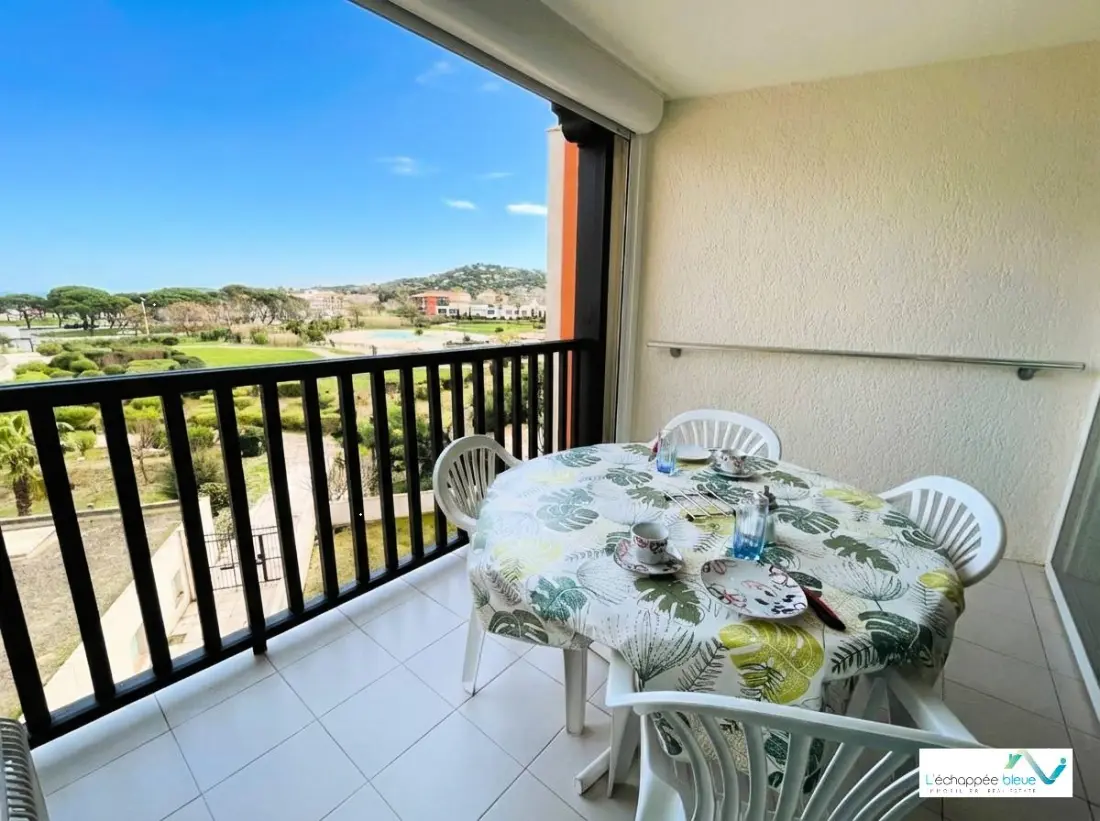 Marine Residence De Gassin