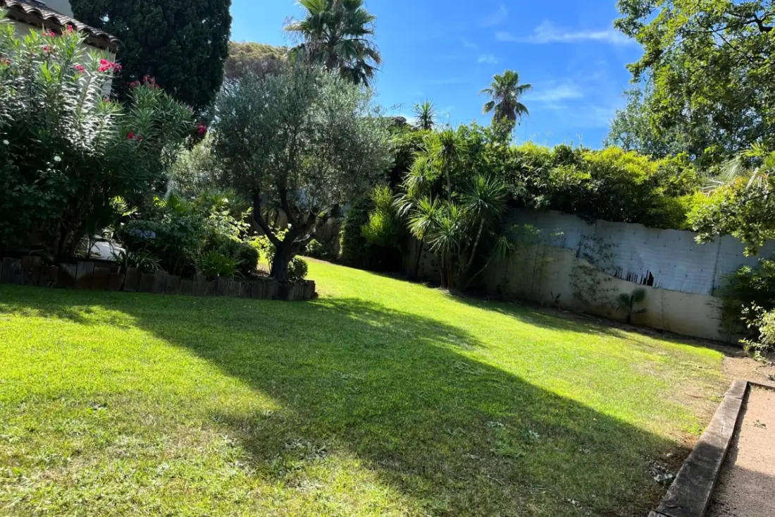 Villa medencével 2.5 km Saint-tropez