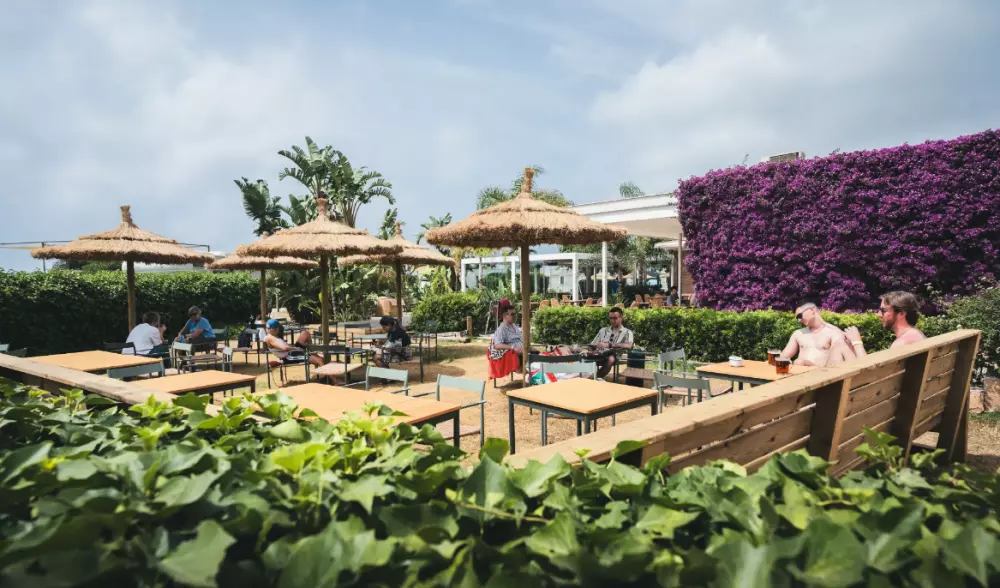 HolaCamp Barcelona by Viajes Velero 