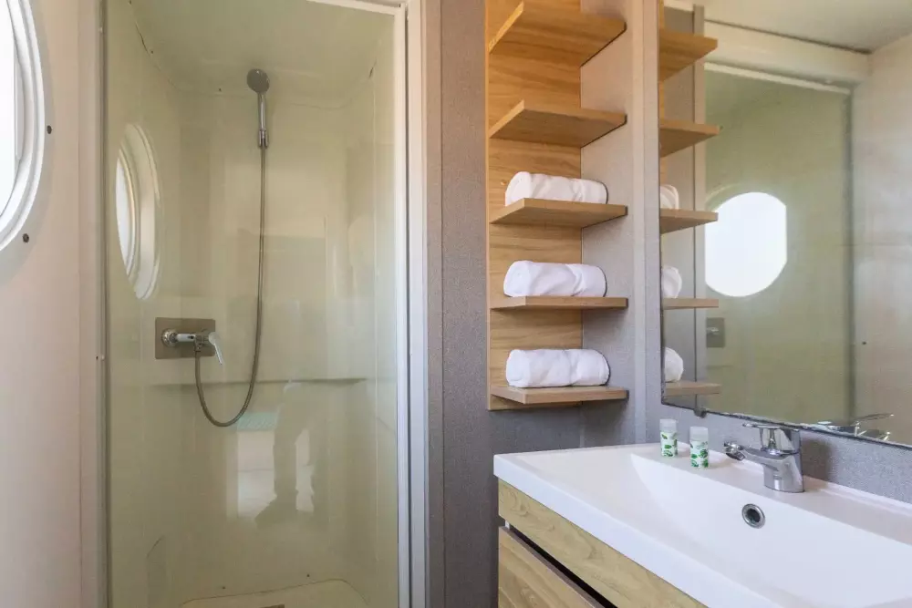 HolaCamp Barcelona by Viajes Velero 