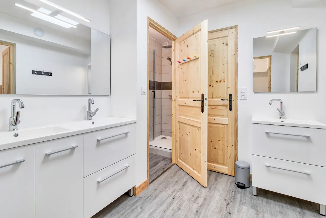 Apartmanok Genos