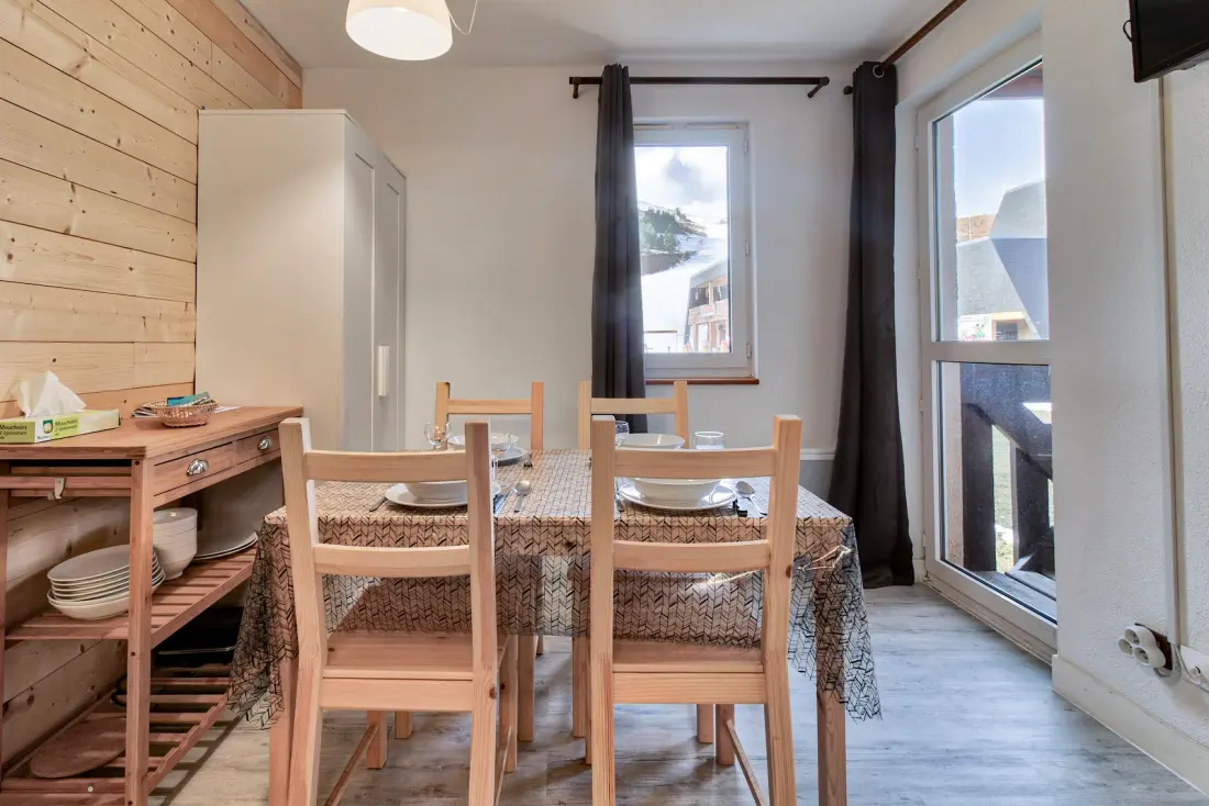 Apartmanok Genos