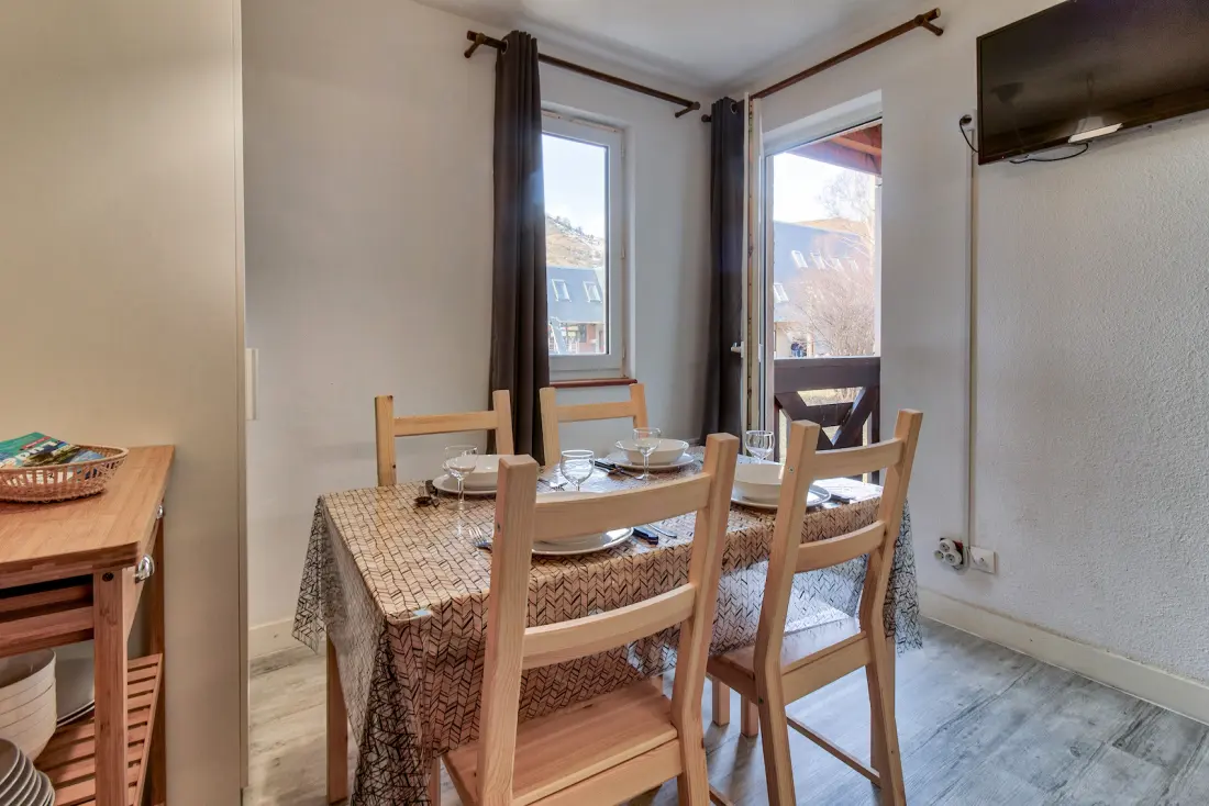 Apartmanok Genos
