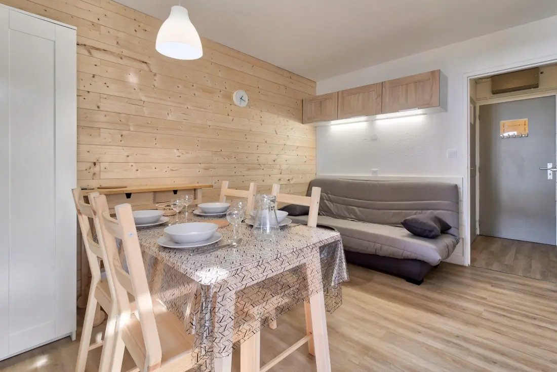 Apartmanok Genos