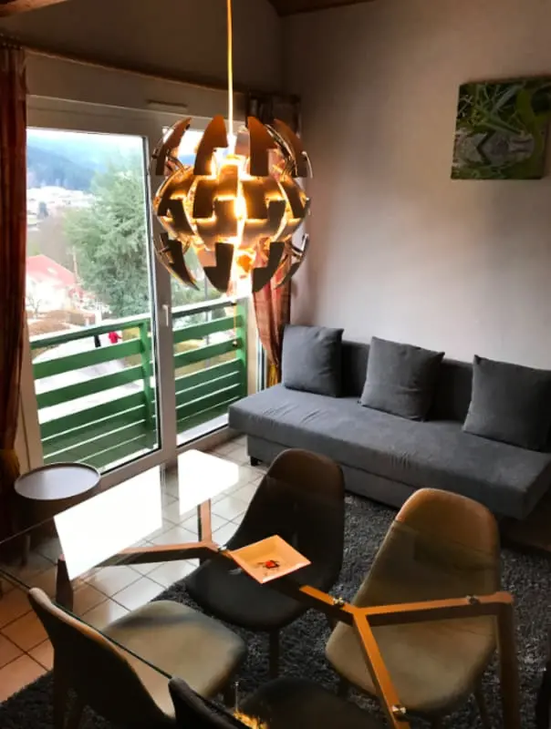Kényelmes lakás tó kilátással