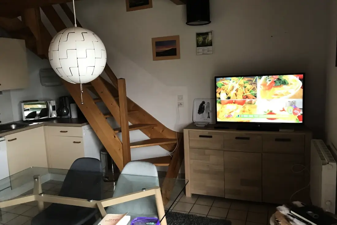 Kényelmes lakás tó kilátással