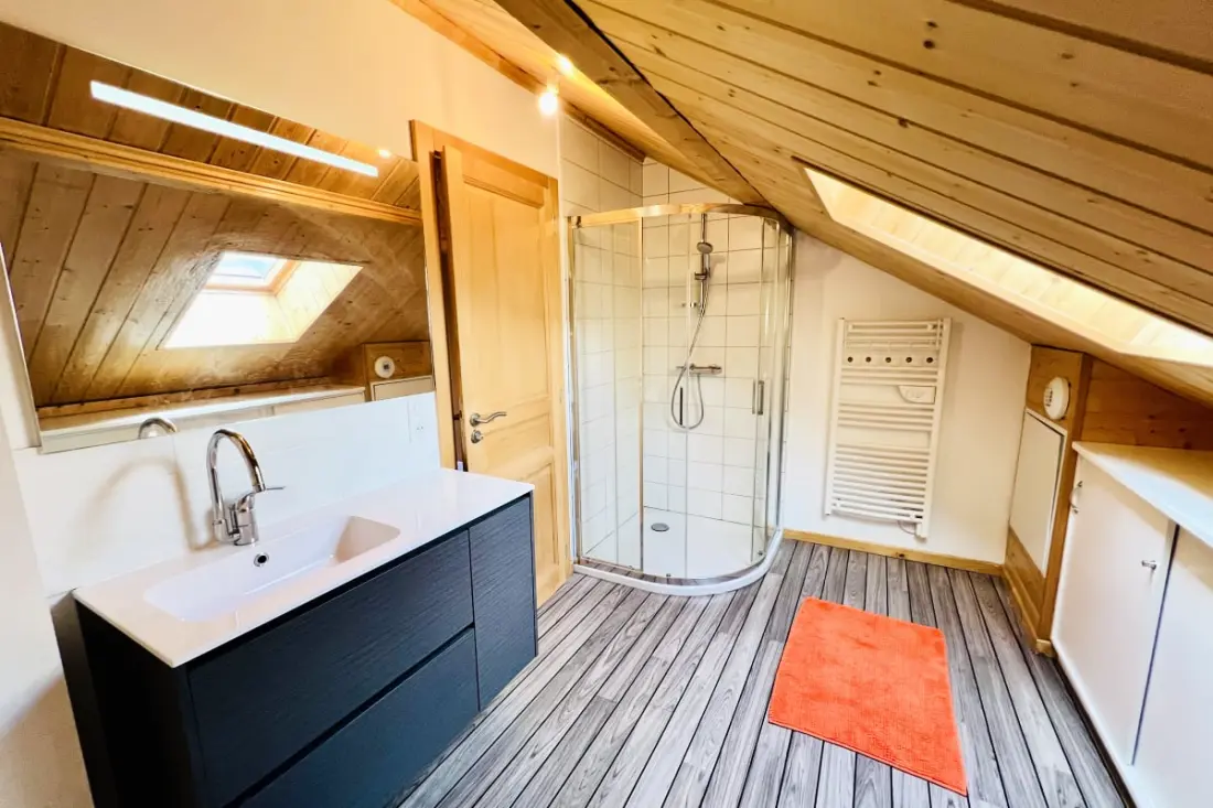 Chalet a kertben és teraszban Gérardmerben