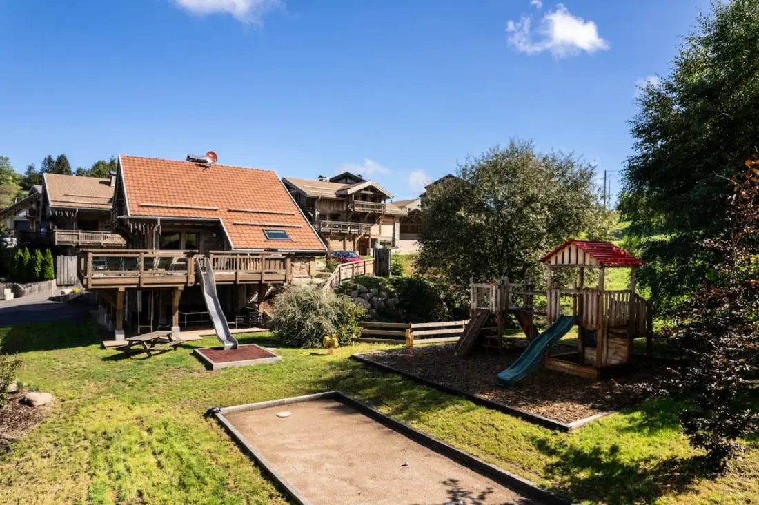 A három medve menekült - 14 személy Spa De Nage, Szauna