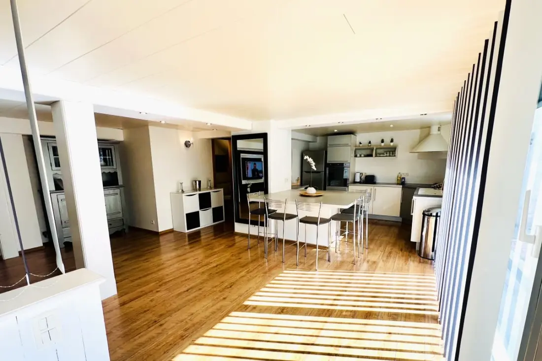 Maison Au Calme város!