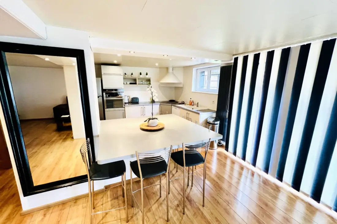 Maison Au Calme város!