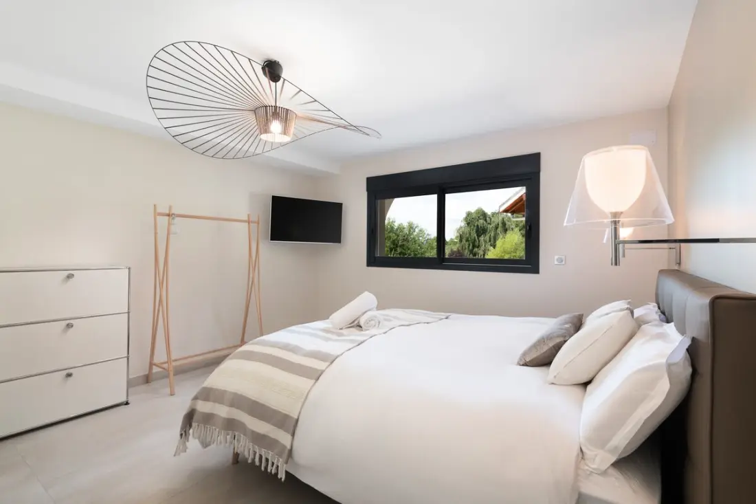 ✨ Maison Calypso – Villa De Prestige Au Bord Du Lac Avec Jacuzzi &amp; Sauna