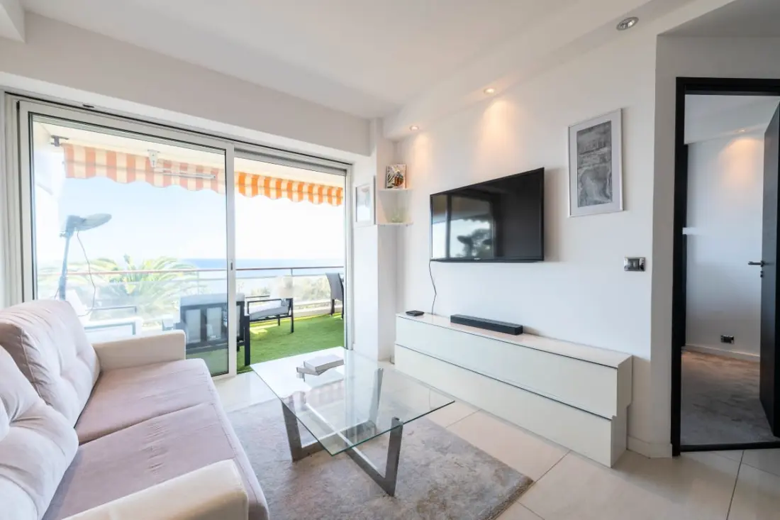 Residence Apartment mit Terrasse, Pool & Strand Zugang