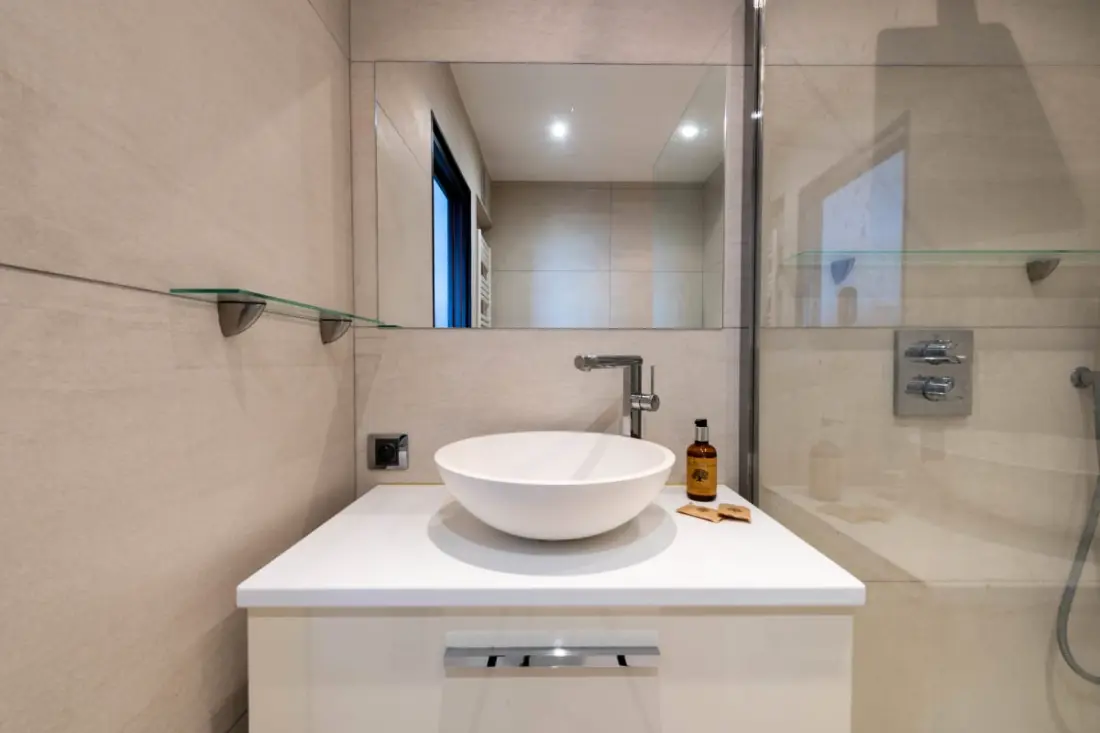 Residence Apartment mit Terrasse, Pool & Strand Zugang