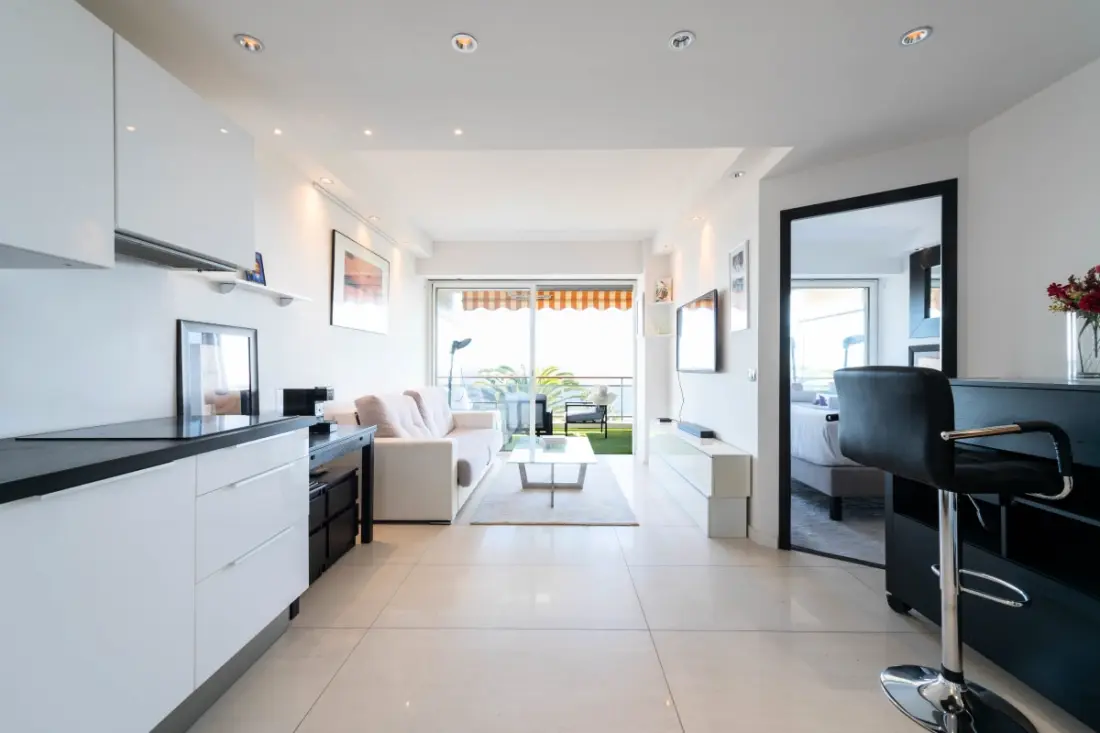 Residence Apartment mit Terrasse, Pool & Strand Zugang