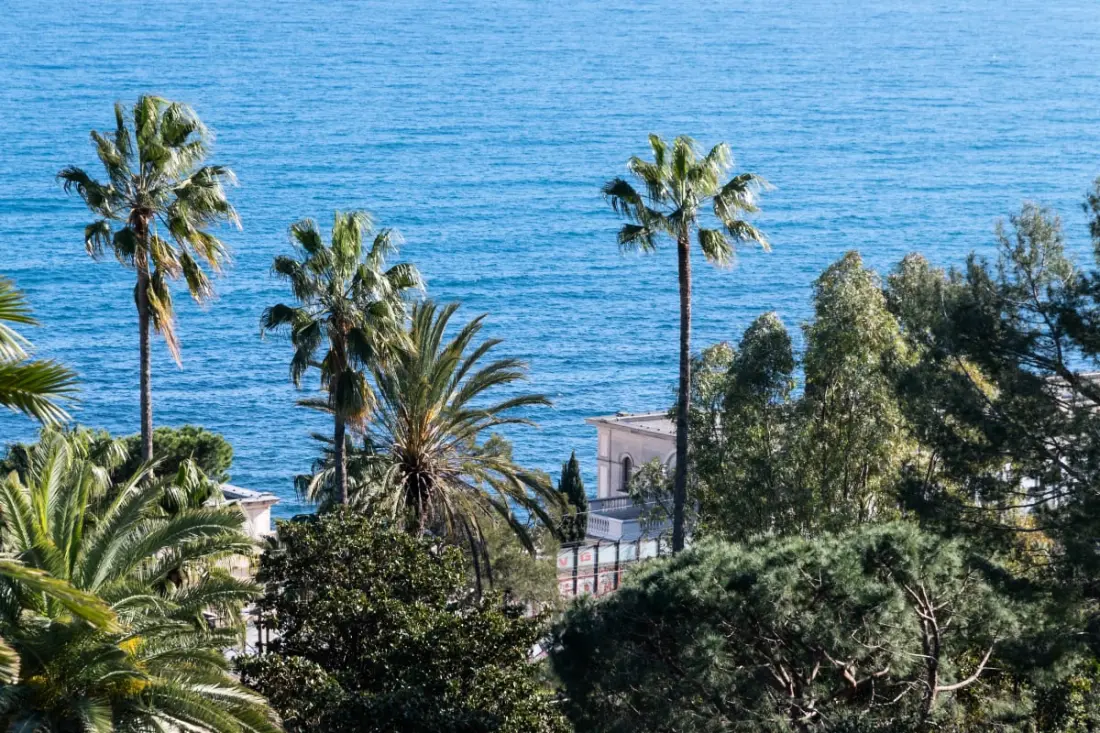Residence Apartment mit Terrasse, Pool & Strand Zugang