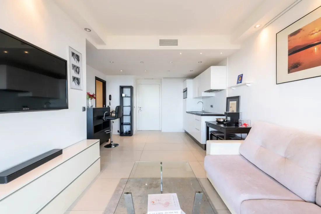 Residence Apartment mit Terrasse, Pool & Strand Zugang
