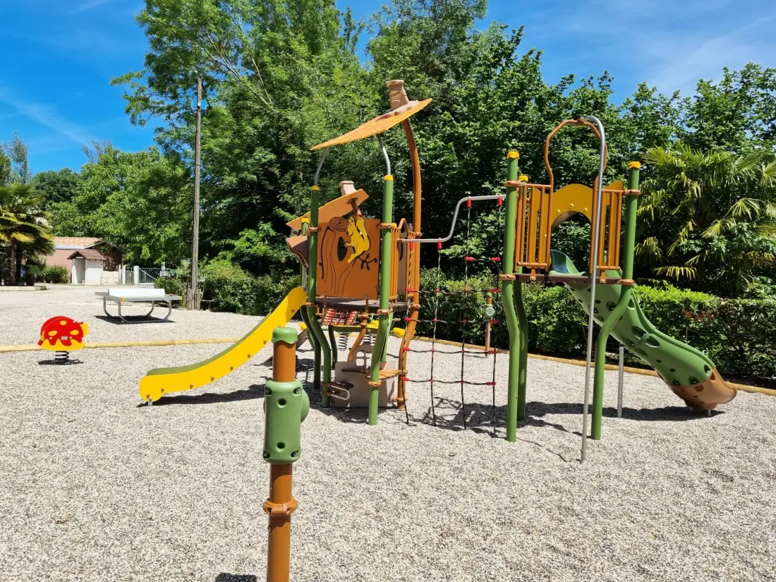 Camping Le Pardaillan3 Estrellas★★★