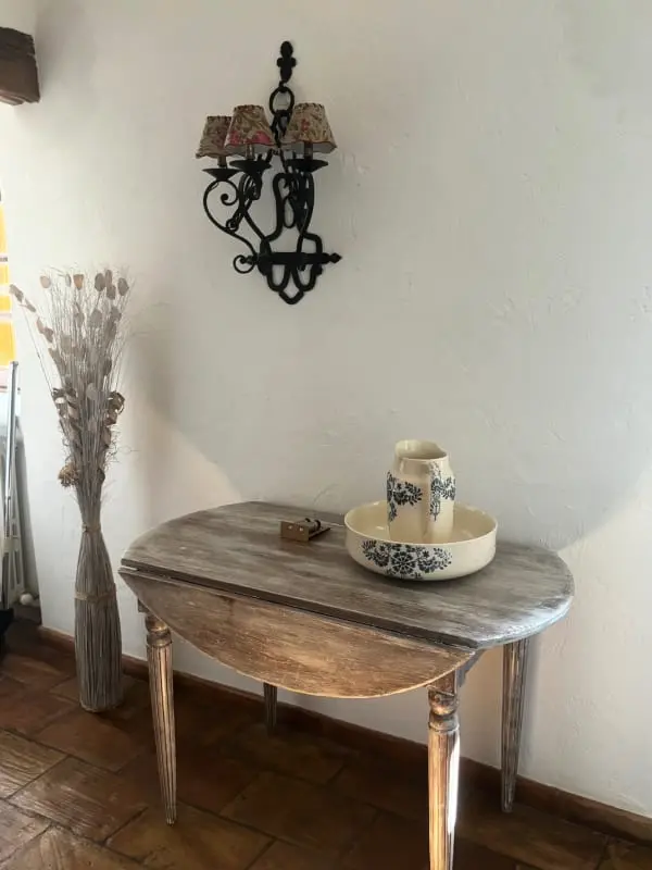 Provencal Mas in Gordes with pool and view Luberon