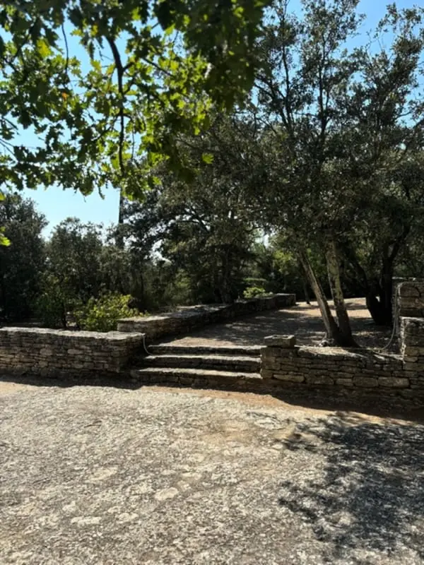 Provencal Mas in Gordes with pool and view Luberon