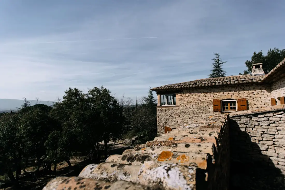 Provencal Mas in Gordes with pool and view Luberon