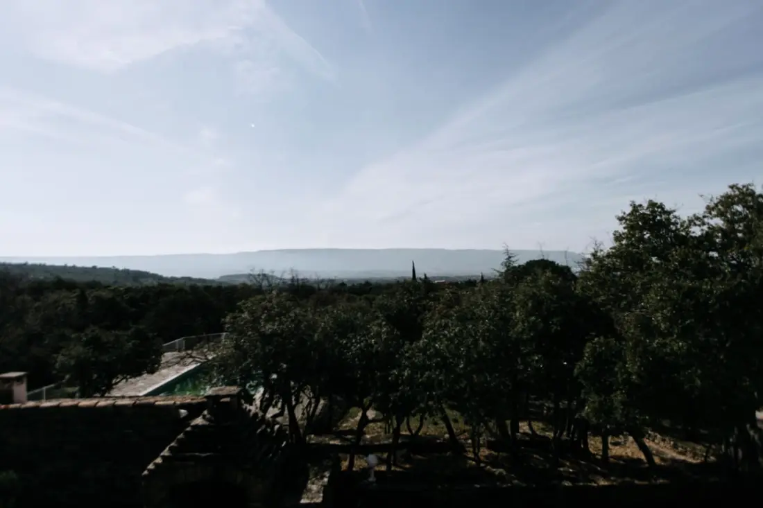 Provencal Mas in Gordes with pool and view Luberon