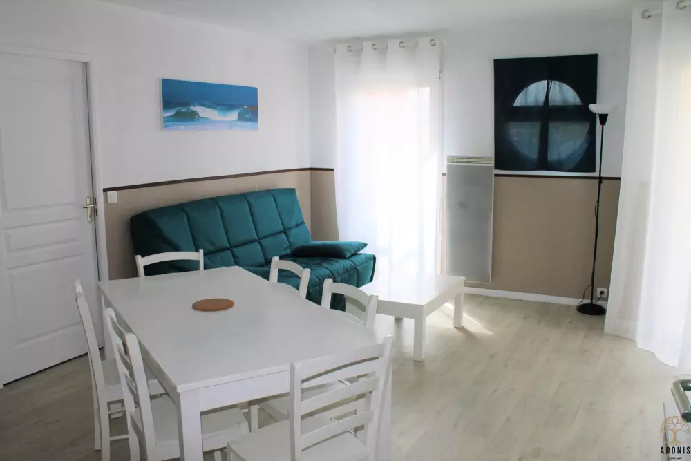 Adonis Grandcamp  3 étoiles★★★