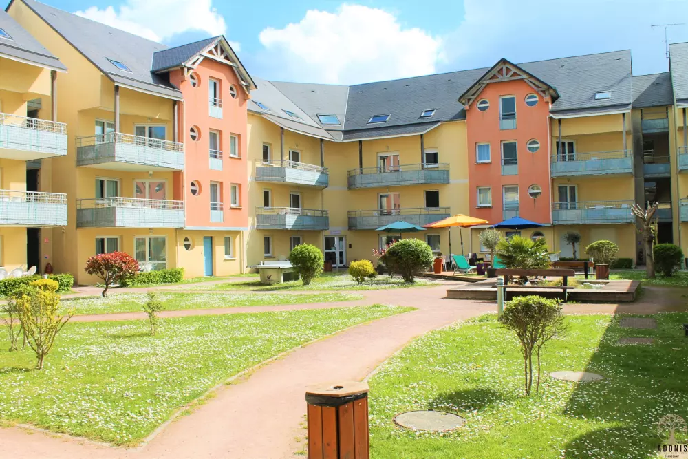 Adonis Grandcamp  3 étoiles★★★