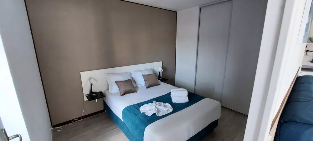 Adonis Grandcamp  3 étoiles★★★