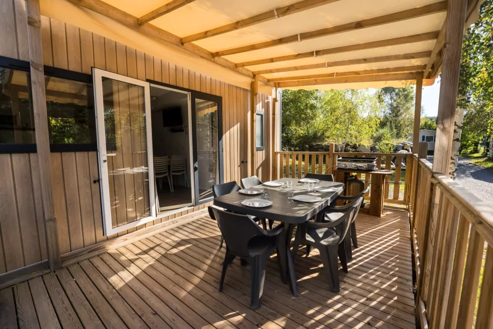 Kwiat Kempingi LA STENIOLE 4 Gwiazdy★★★★ 4 Gwiazdy★★★★ 4 Gwiazdy★★★★ 4 Gwiazdy★★★★