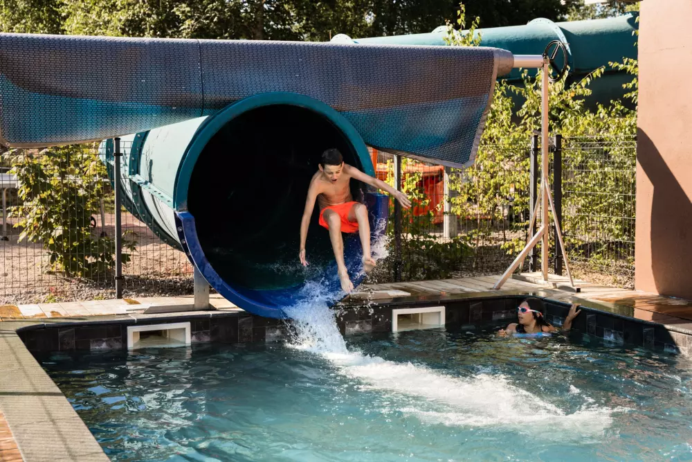 Kwiat Kempingi LA STENIOLE 4 Gwiazdy★★★★ 4 Gwiazdy★★★★ 4 Gwiazdy★★★★ 4 Gwiazdy★★★★