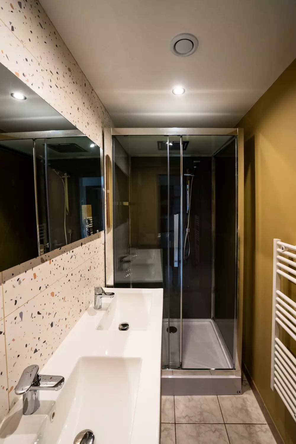 Kwiat Kempingi LA STENIOLE 4 Gwiazdy★★★★ 4 Gwiazdy★★★★ 4 Gwiazdy★★★★ 4 Gwiazdy★★★★