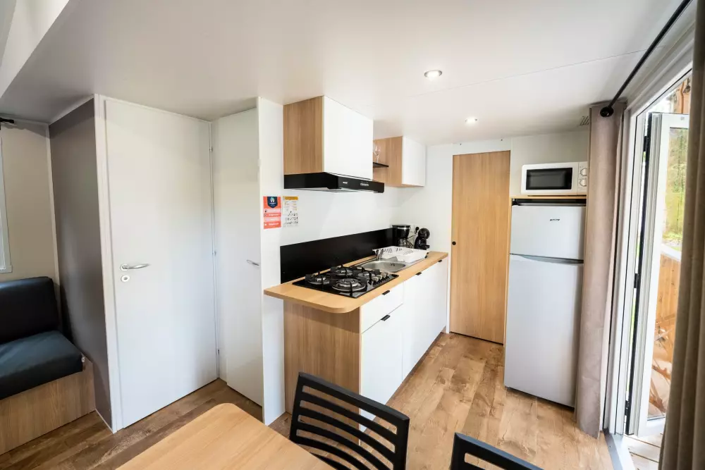 Kwiat Kempingi LA STENIOLE 4 Gwiazdy★★★★ 4 Gwiazdy★★★★ 4 Gwiazdy★★★★ 4 Gwiazdy★★★★