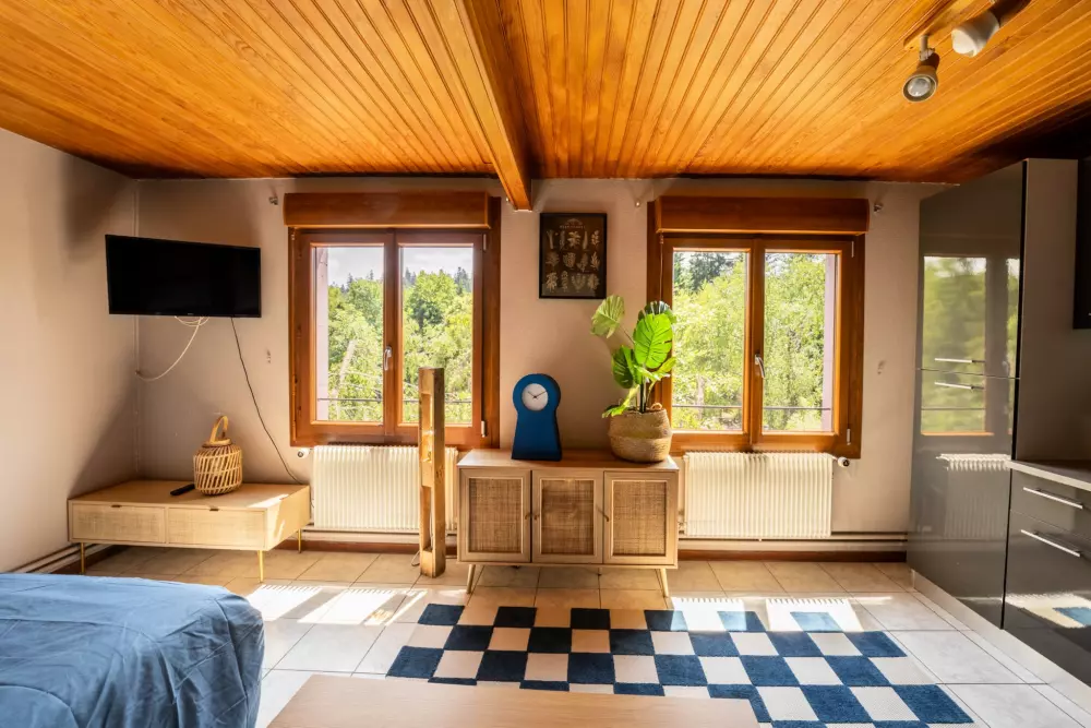 Kwiat Kempingi LA STENIOLE 4 Gwiazdy★★★★ 4 Gwiazdy★★★★ 4 Gwiazdy★★★★ 4 Gwiazdy★★★★