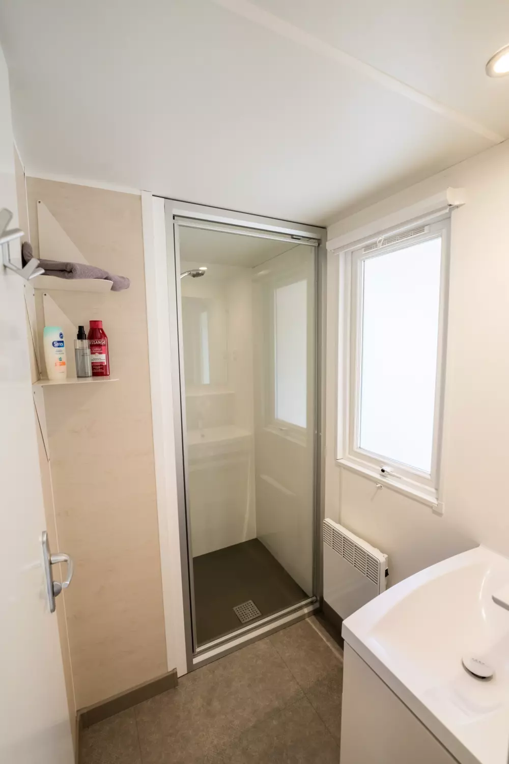 Kwiat Kempingi LA STENIOLE 4 Gwiazdy★★★★ 4 Gwiazdy★★★★ 4 Gwiazdy★★★★ 4 Gwiazdy★★★★