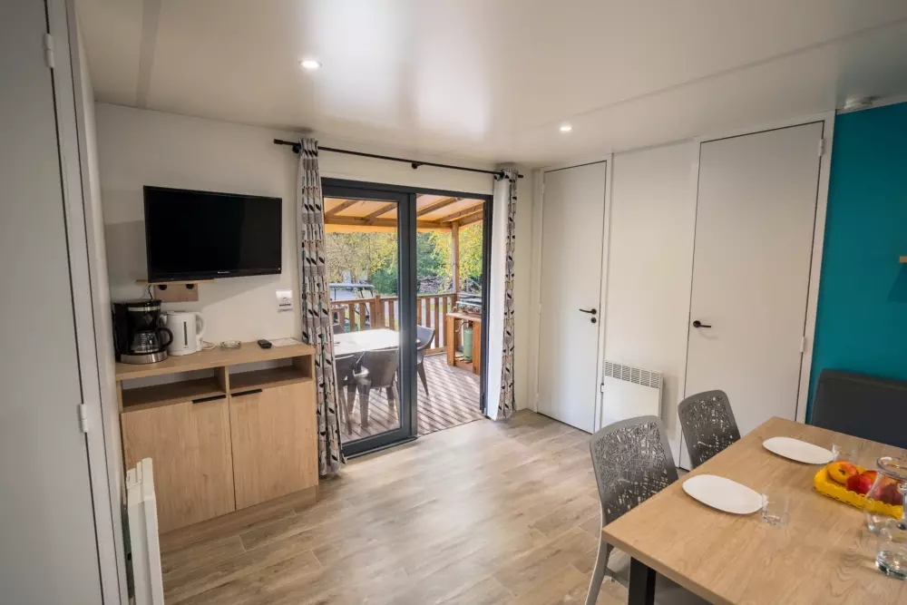 Kwiat Kempingi LA STENIOLE 4 Gwiazdy★★★★ 4 Gwiazdy★★★★ 4 Gwiazdy★★★★ 4 Gwiazdy★★★★