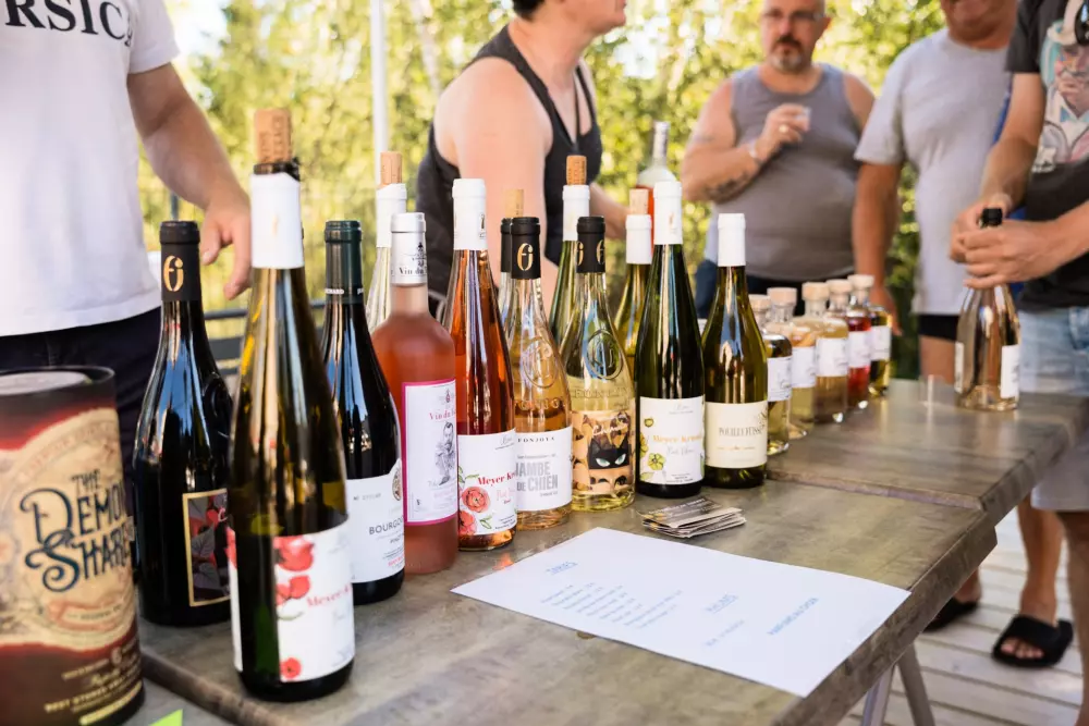 Kwiat Kempingi LA STENIOLE 4 Gwiazdy★★★★ 4 Gwiazdy★★★★ 4 Gwiazdy★★★★ 4 Gwiazdy★★★★