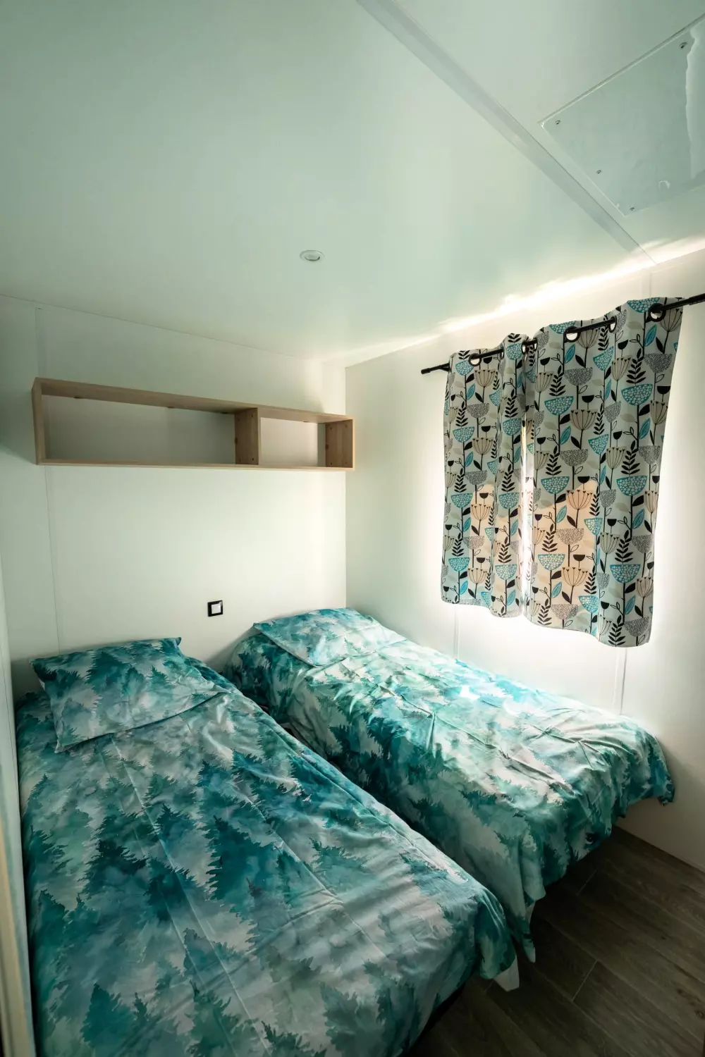 Kwiat Kempingi LA STENIOLE 4 Gwiazdy★★★★ 4 Gwiazdy★★★★ 4 Gwiazdy★★★★ 4 Gwiazdy★★★★