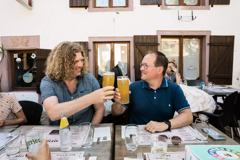 Kwiat Kempingi LA STENIOLE 4 Gwiazdy★★★★ 4 Gwiazdy★★★★ 4 Gwiazdy★★★★ 4 Gwiazdy★★★★