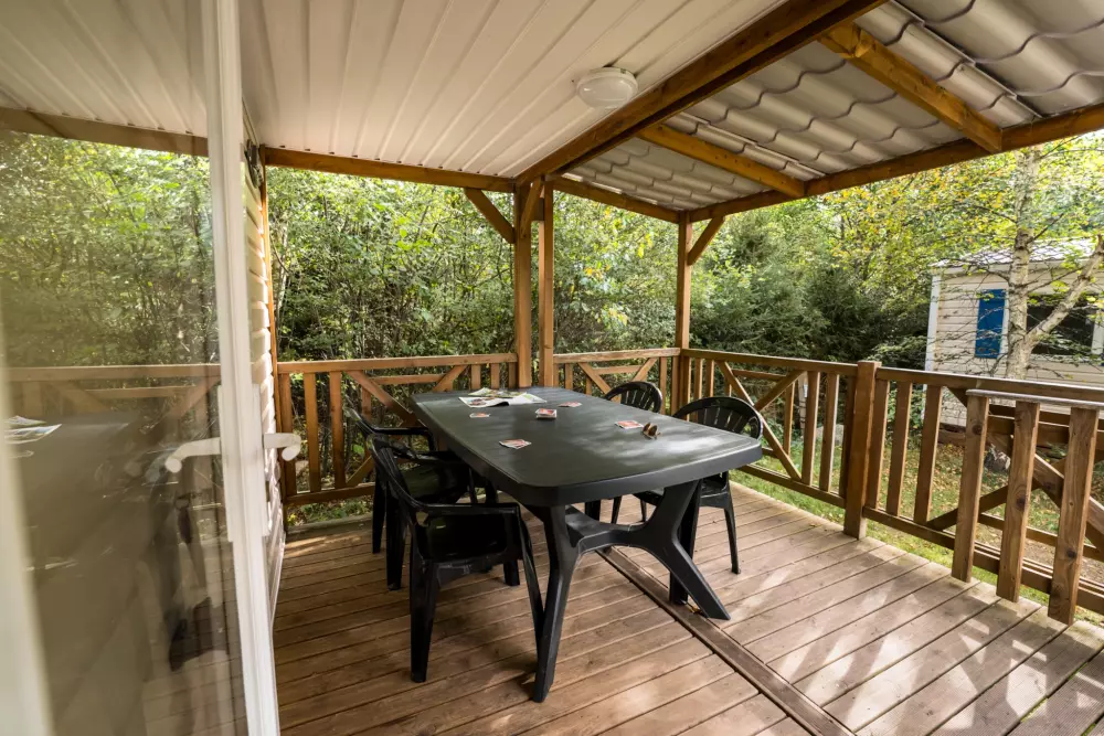 Kwiat Kempingi LA STENIOLE 4 Gwiazdy★★★★ 4 Gwiazdy★★★★ 4 Gwiazdy★★★★ 4 Gwiazdy★★★★