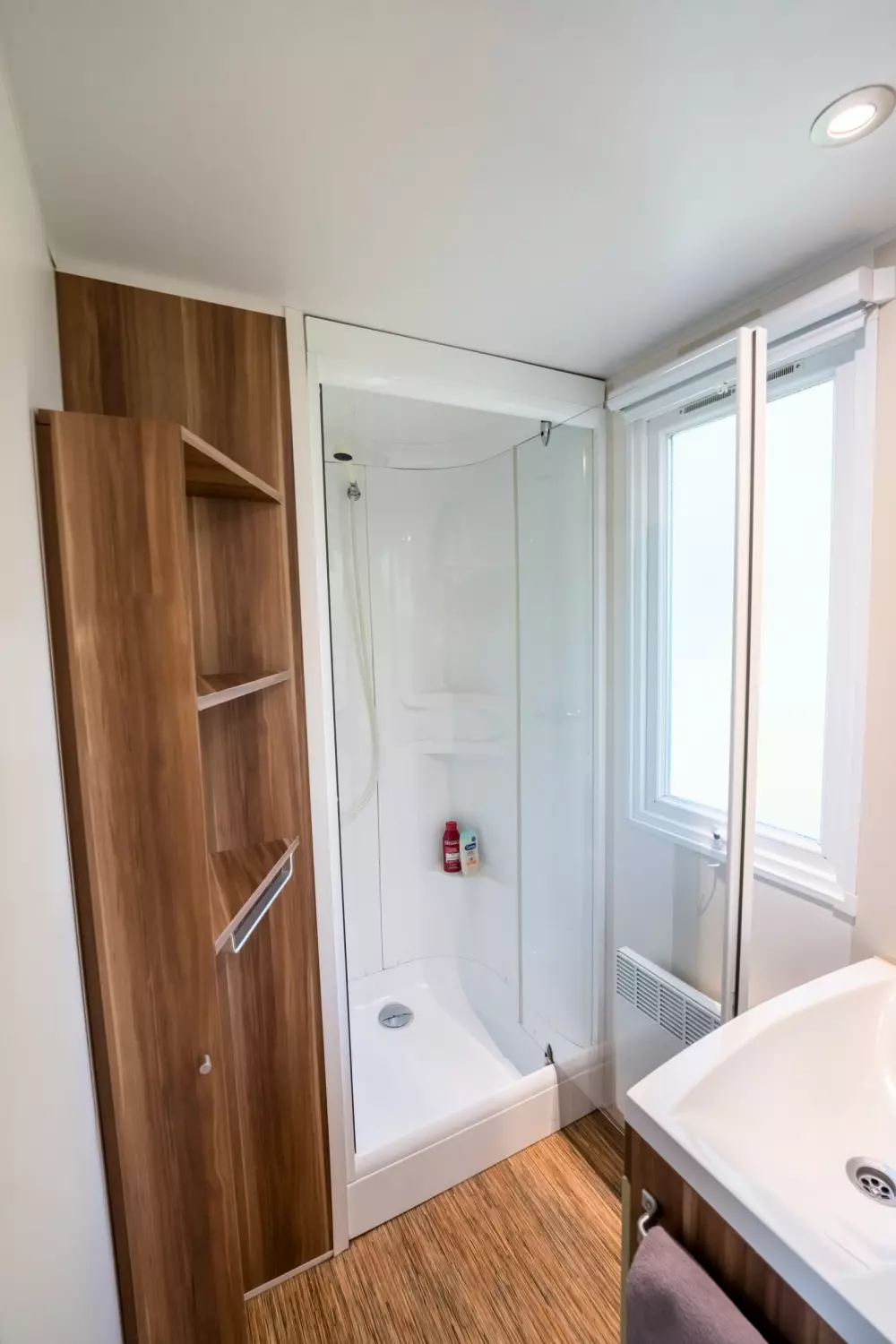 Kwiat Kempingi LA STENIOLE 4 Gwiazdy★★★★ 4 Gwiazdy★★★★ 4 Gwiazdy★★★★ 4 Gwiazdy★★★★