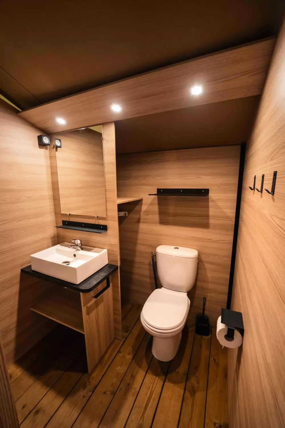 Kwiat Kempingi LA STENIOLE 4 Gwiazdy★★★★ 4 Gwiazdy★★★★ 4 Gwiazdy★★★★ 4 Gwiazdy★★★★