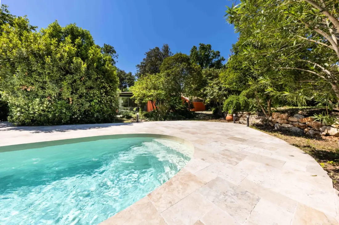 06bv2: Pretty Quiet Cottage With Swimming Pool