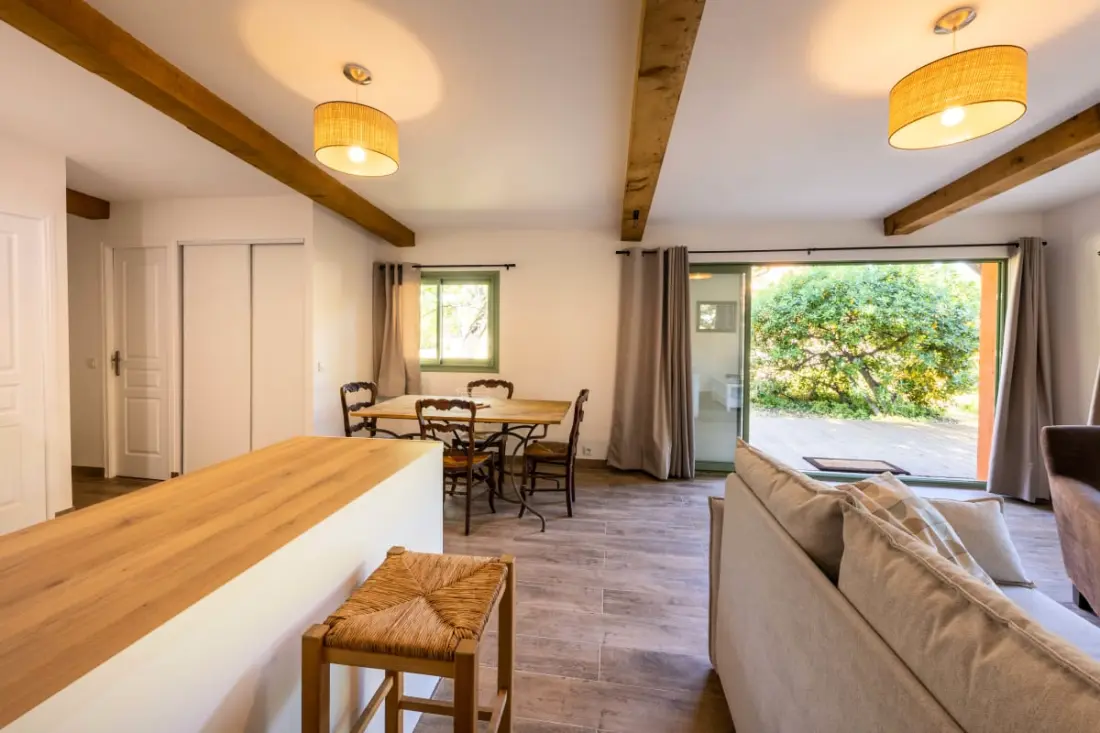 06bv2: Pretty Quiet Cottage With Swimming Pool